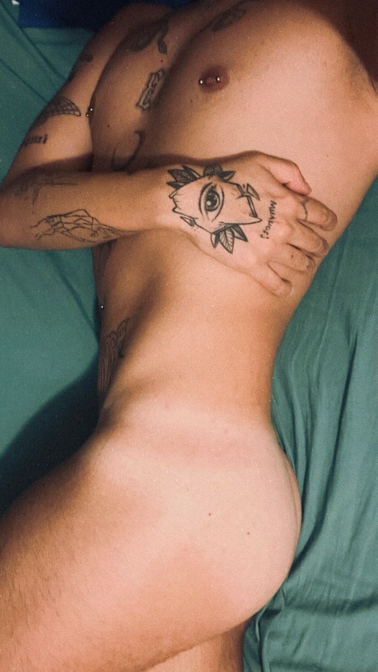 XXX Porn Photo of Nude drew98_ 2
