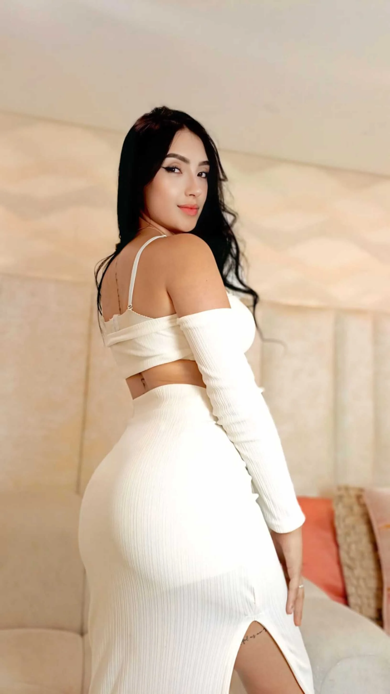 XXX Porn Photo of Nude isabellajons 12