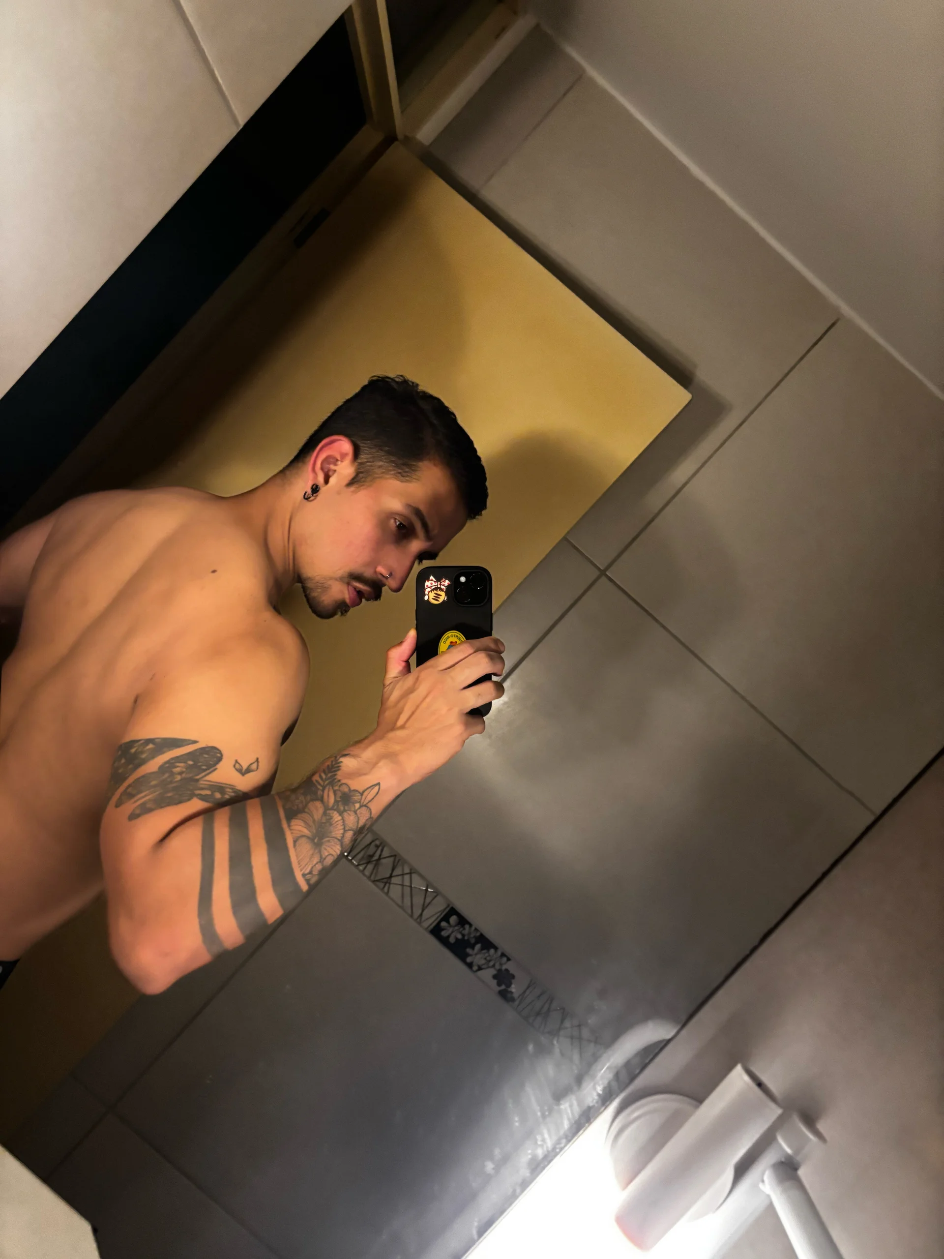 XXX Porn Photo of Nude Luchonaked 2