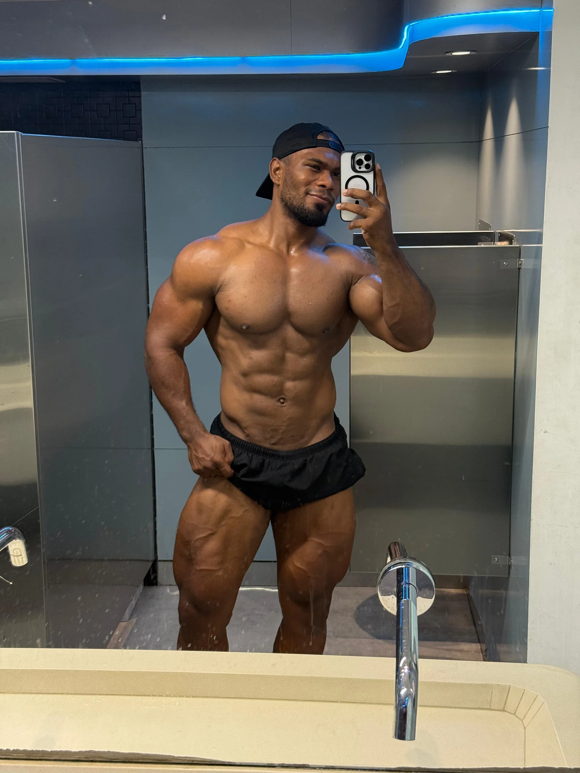 XXX Porn Photo of Nude Tyler_Waka01 22