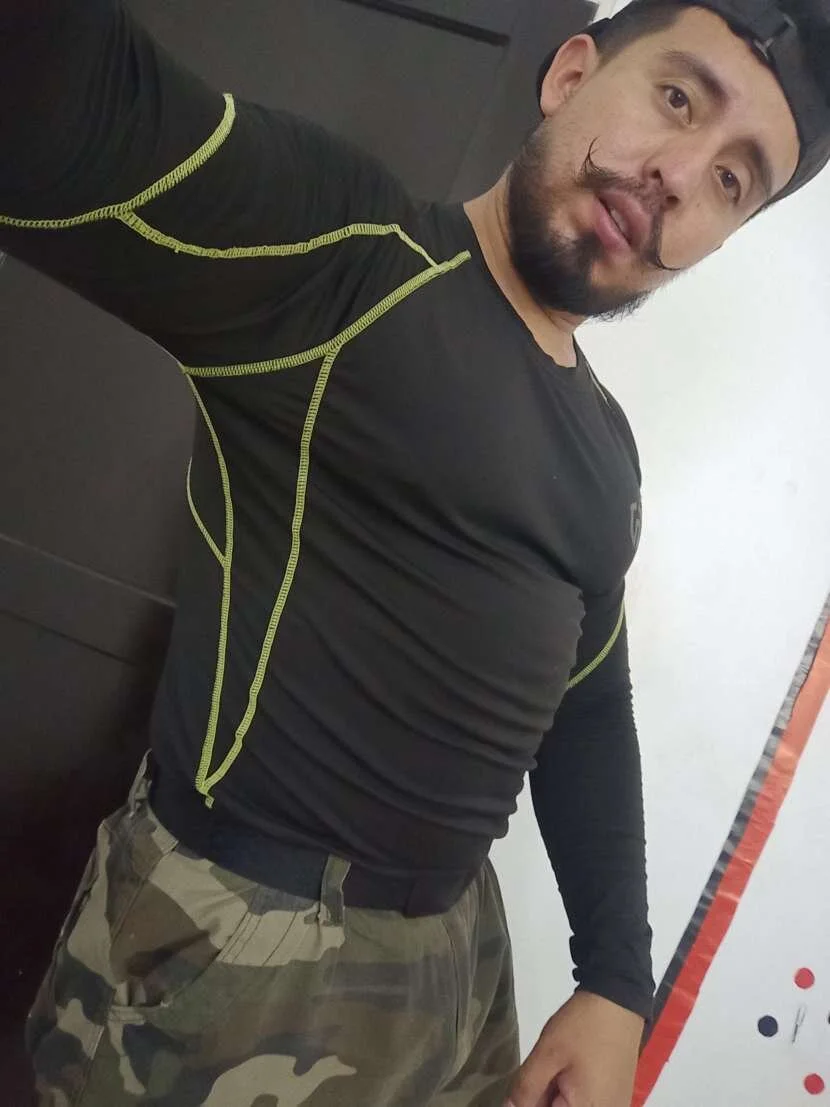 XXX Porn Photo of Nude KalethBigDick 403