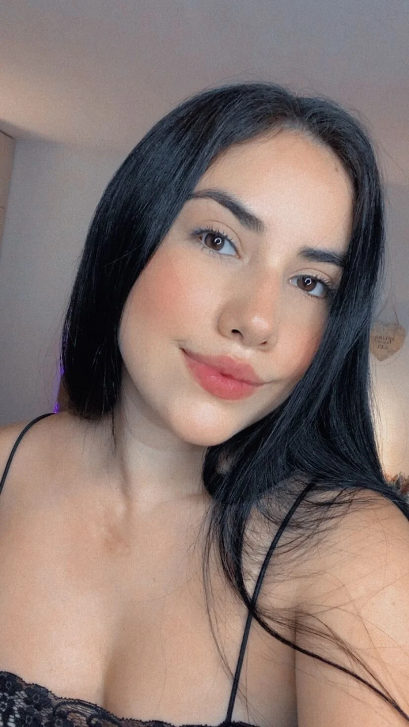 XXX Porn Photo of Nude Scarlett_00_ 3