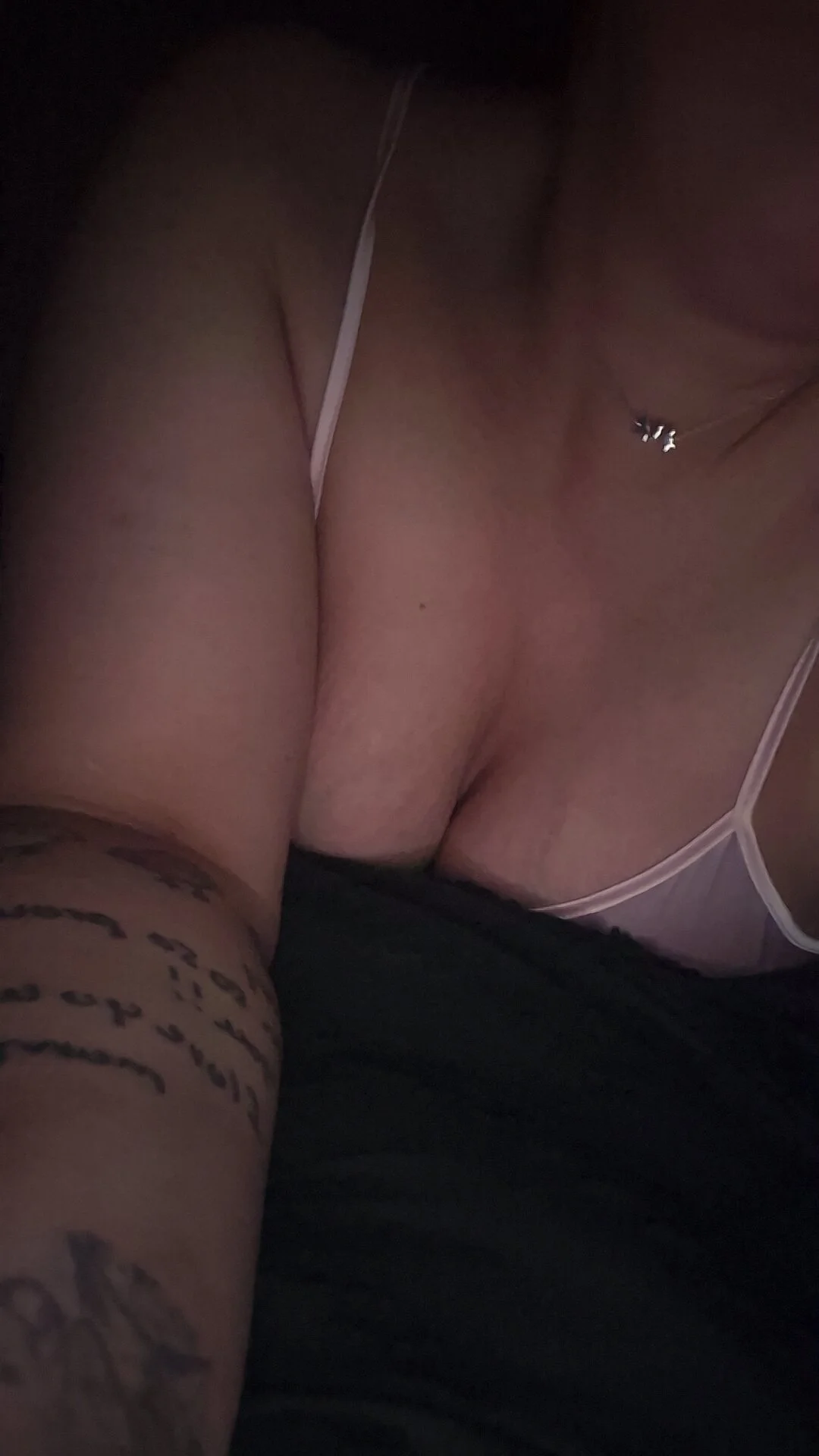 XXX Porn Photo of Nude Destineecumnextdoor 5