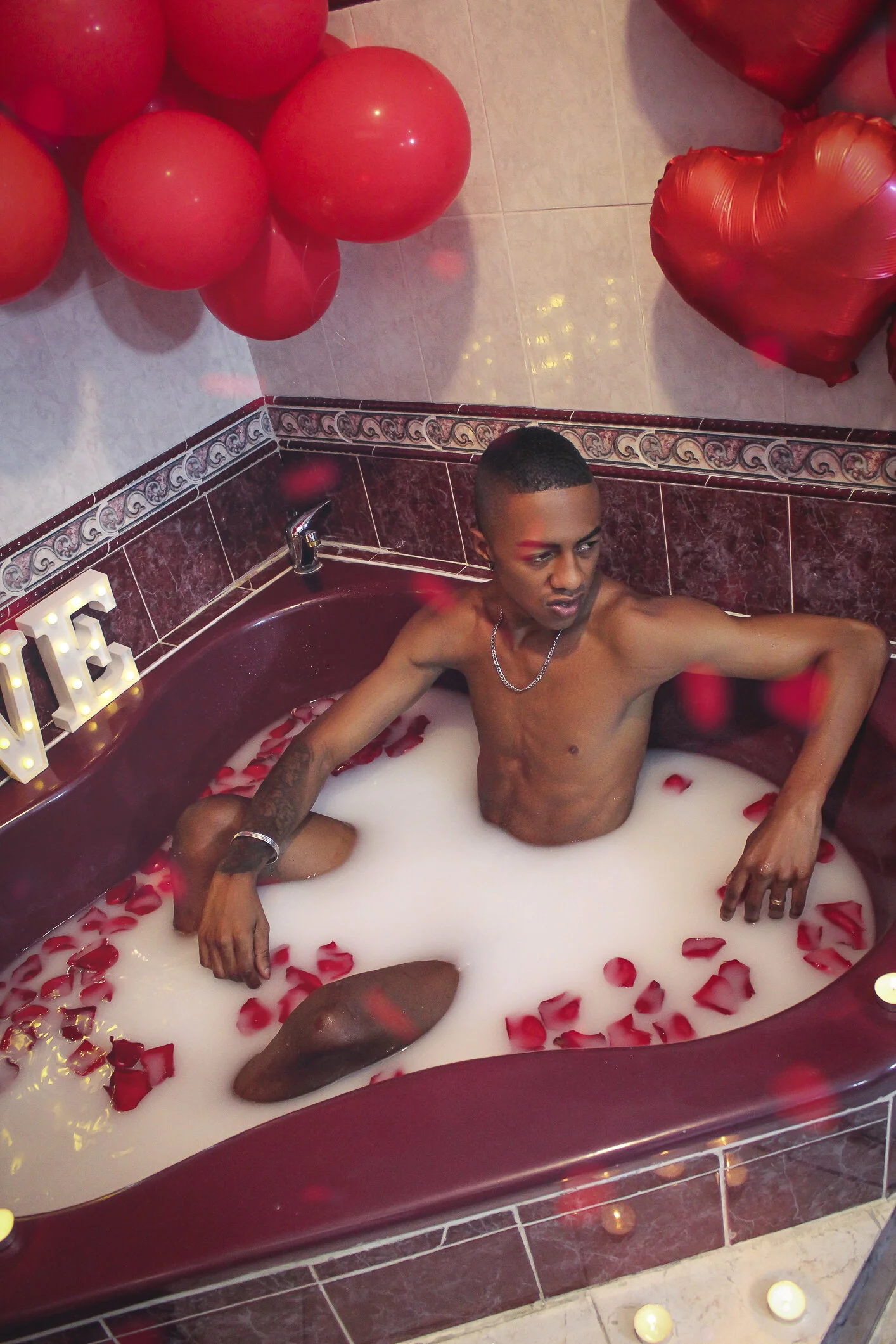 XXX Porn Photo of Nude YeremiBrowm 24