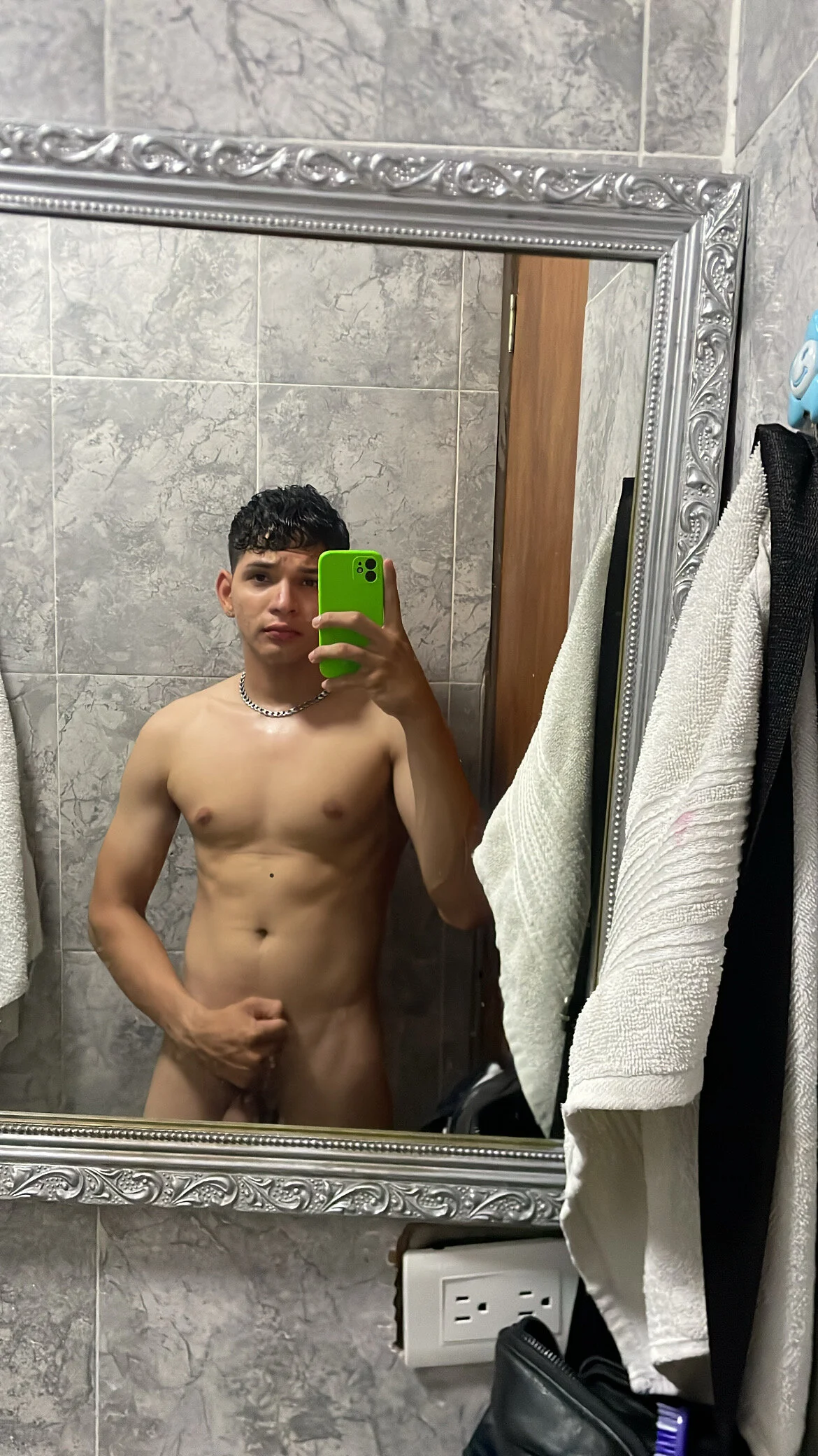 XXX Porn Photo of Nude Pedro_Luxx 1