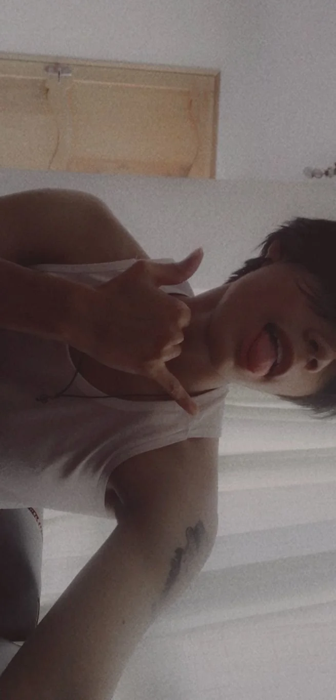XXX Porn Photo of Nude Elio-cam 9