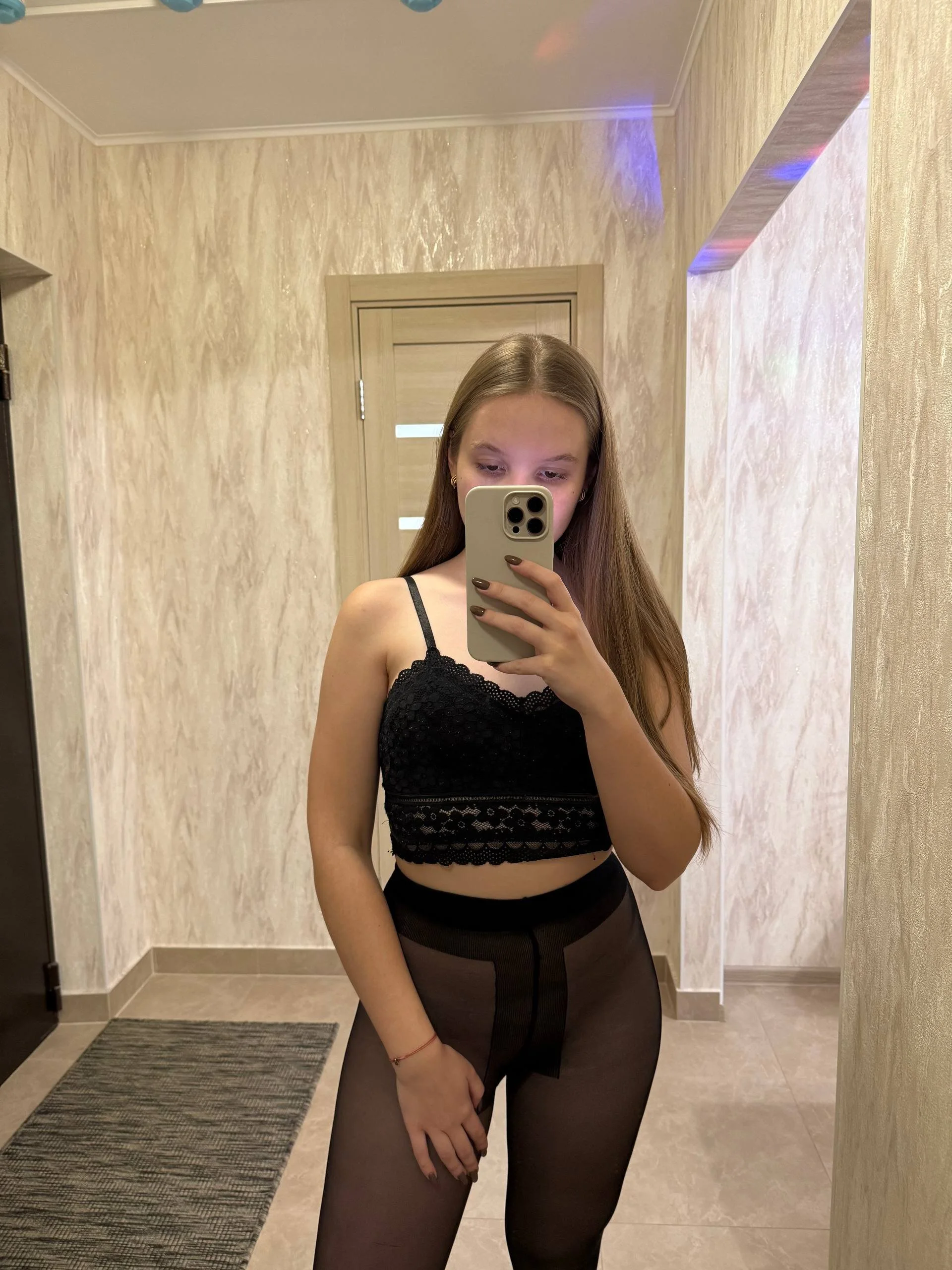 XXX Porn Photo of Nude Lacrimelle 11