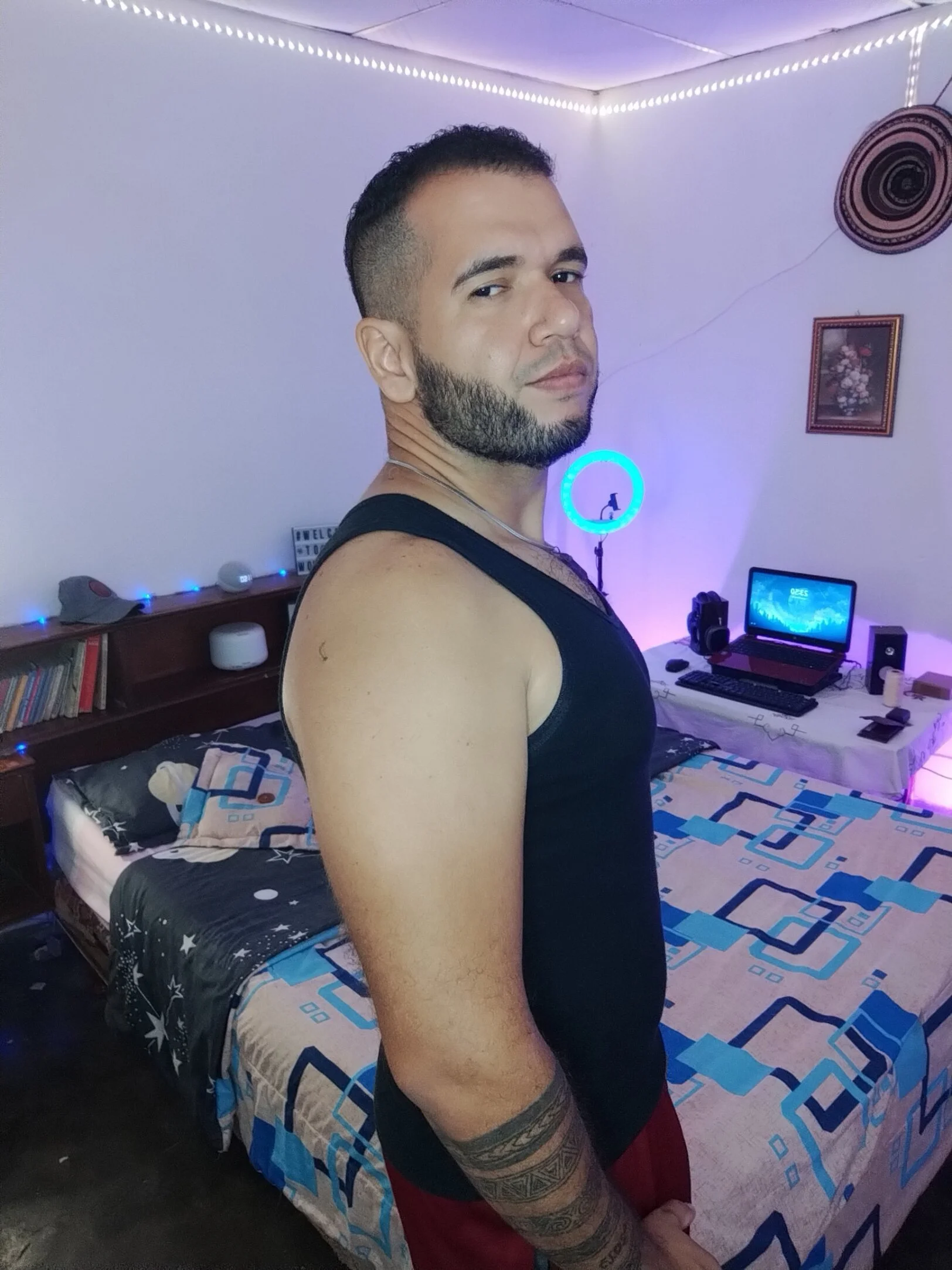 XXX Porn Photo of Nude Xein_WoIf 48