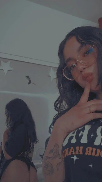 XXX Porn Photo of Nude montmariana 5