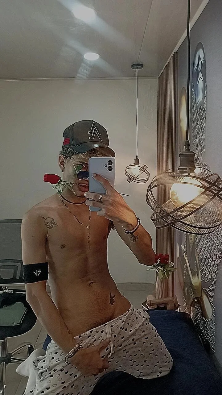 XXX Porn Photo of Nude Skinny_cute_Alyer 17