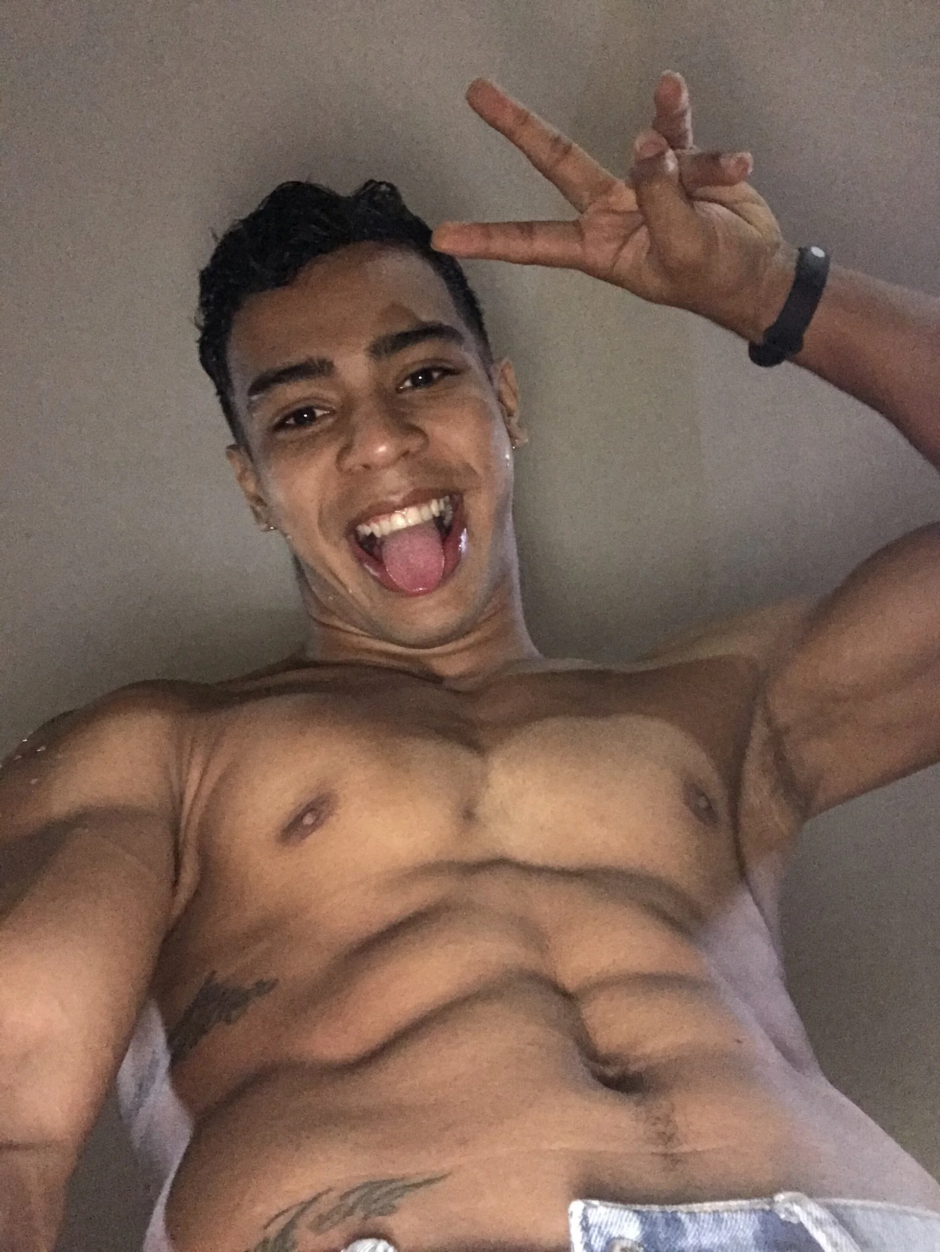 XXX Porn Photo of Nude Andrew_wolf7 8