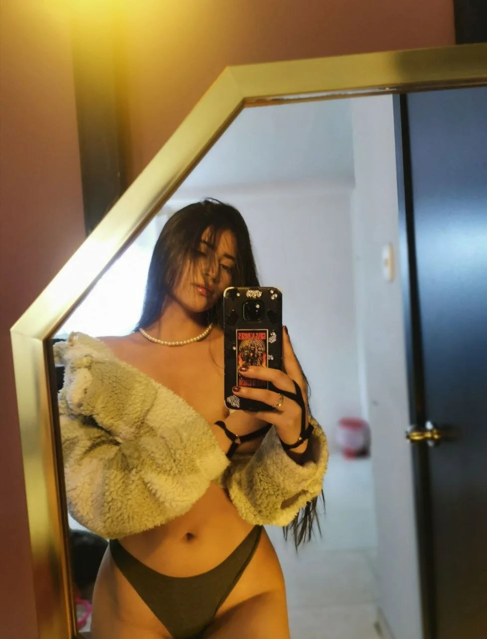XXX Porn Photo of Nude lara_madisson 22
