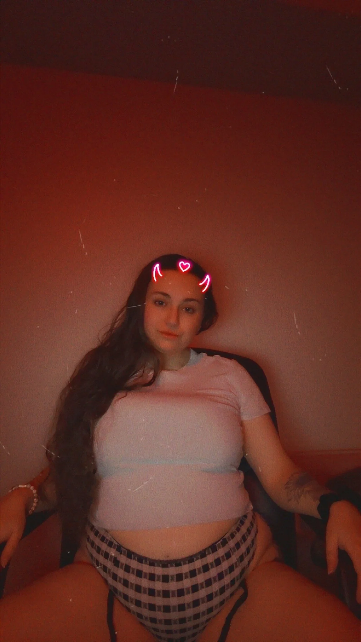 XXX Porn Photo of Nude busteebetty 1
