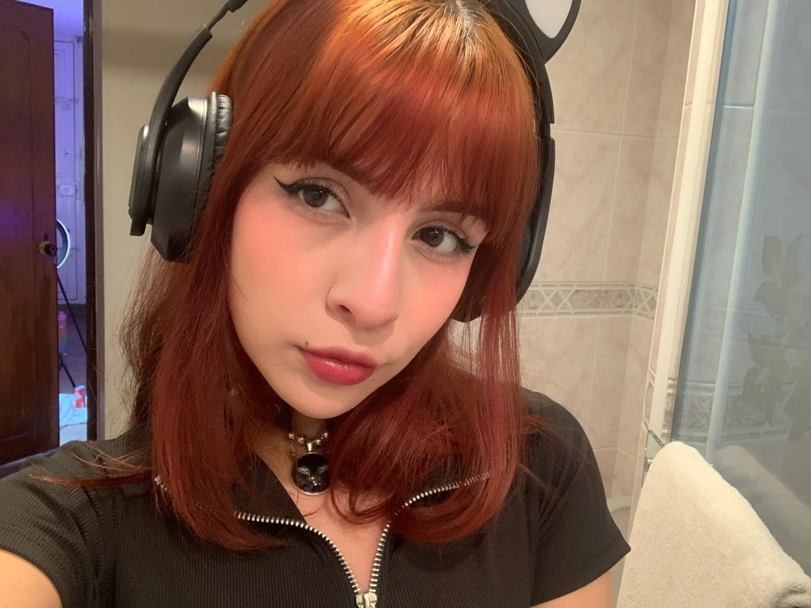 XXX Porn Photo of Nude lolaaa_bunny1 3