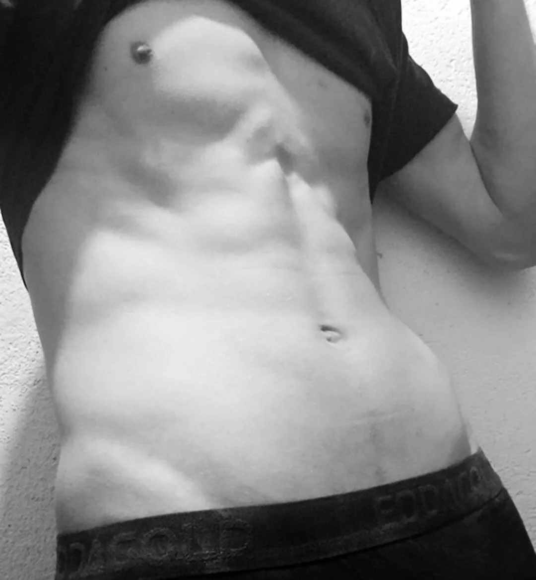XXX Porn Photo of Nude manuelsixnine01 14