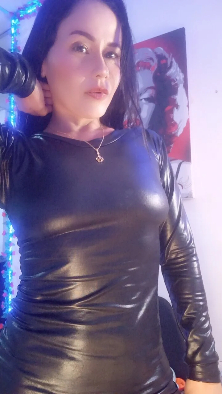 XXX Porn Photo of Nude Queen_lorena 25