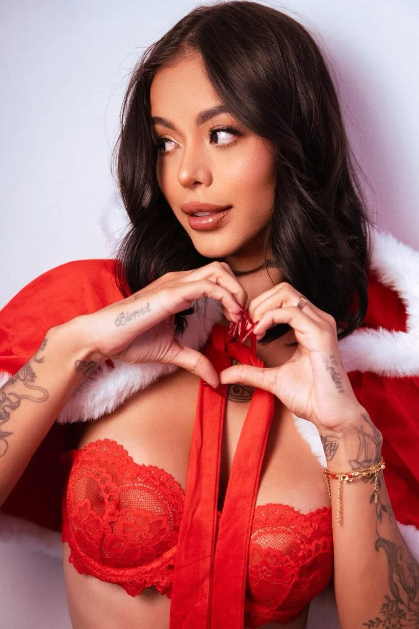 XXX Porn Photo of Nude VegaLuxe 8