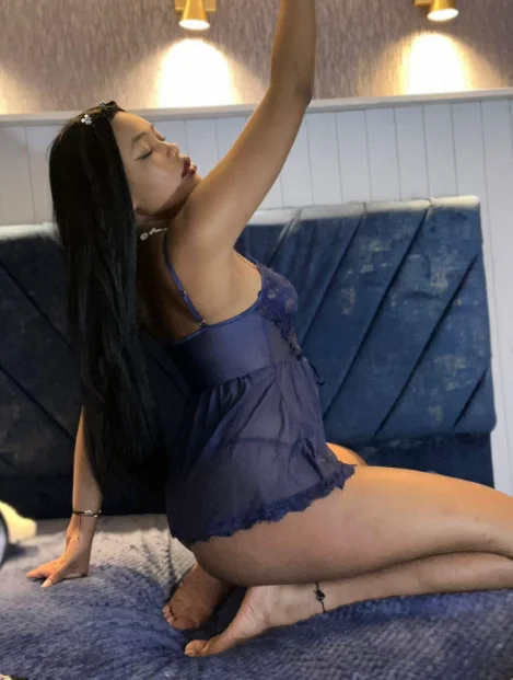 XXX Porn Photo of Nude CRISTALBROKE_TAY 34