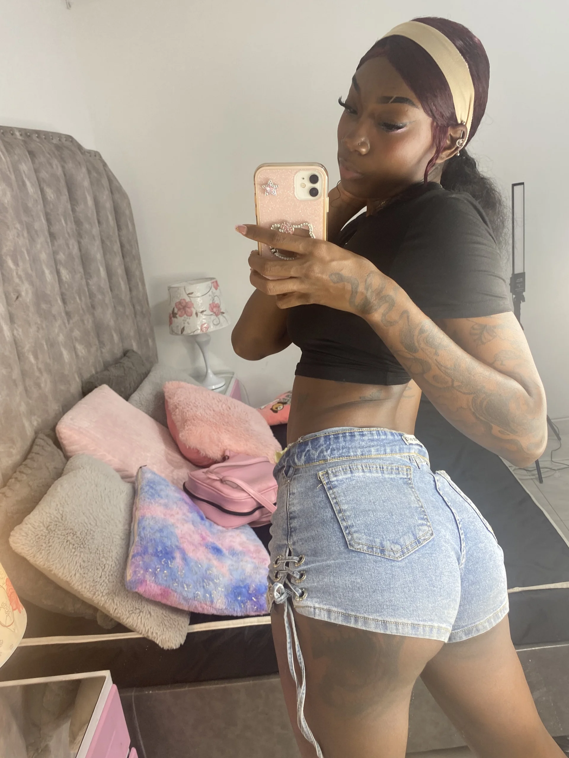 XXX Porn Photo of Nude MilanJackson 54