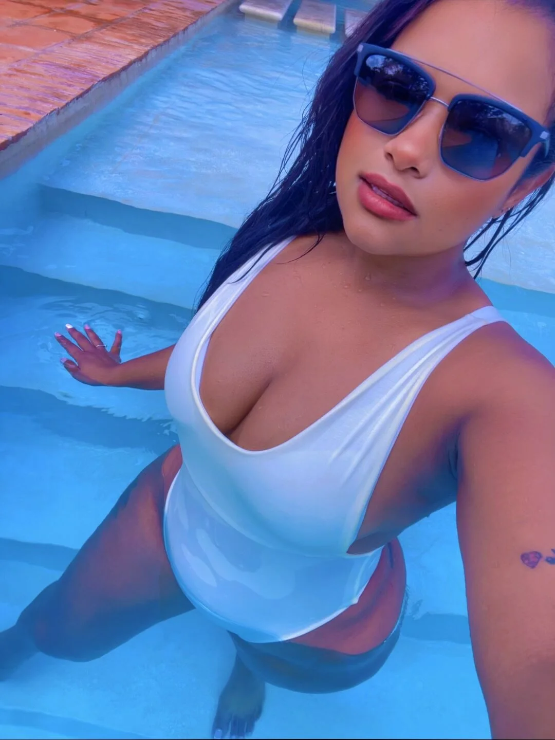 XXX Porn Photo of Nude Brown_H 9