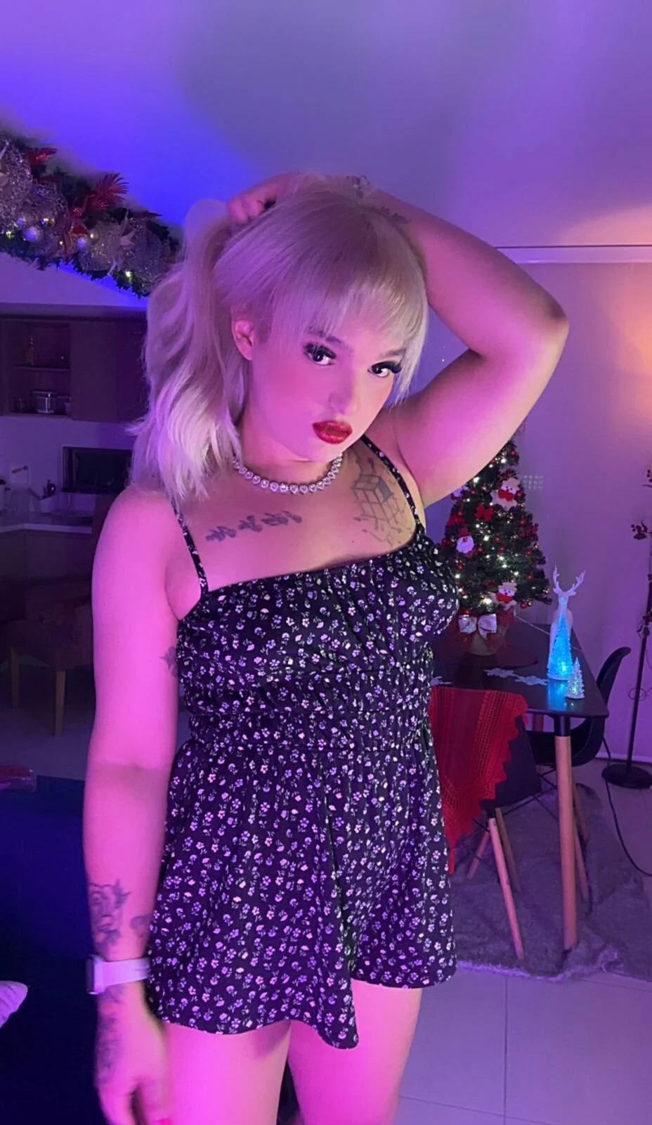 XXX Porn Photo of Nude ScarletThompsonx 32
