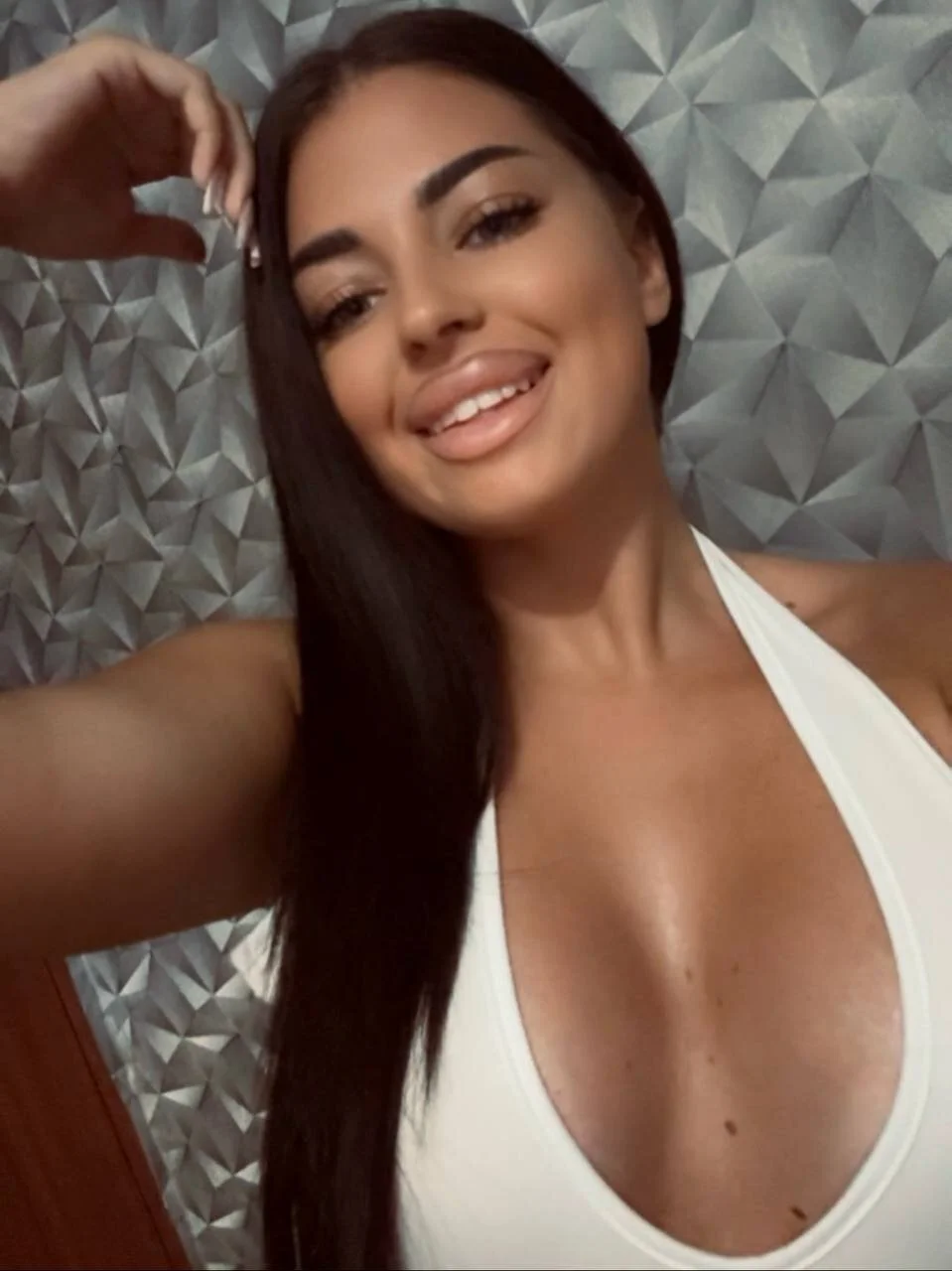 XXX Porn Photo of Nude OlyviaDelight 7