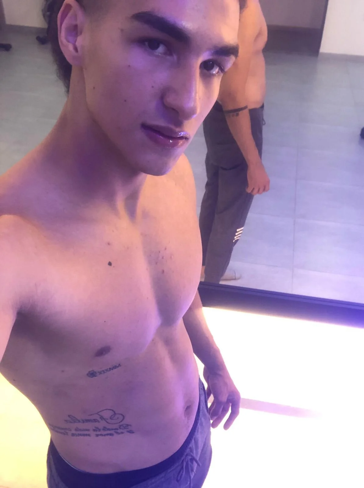 XXX Porn Photo of Nude GoldenDesireX_ 2