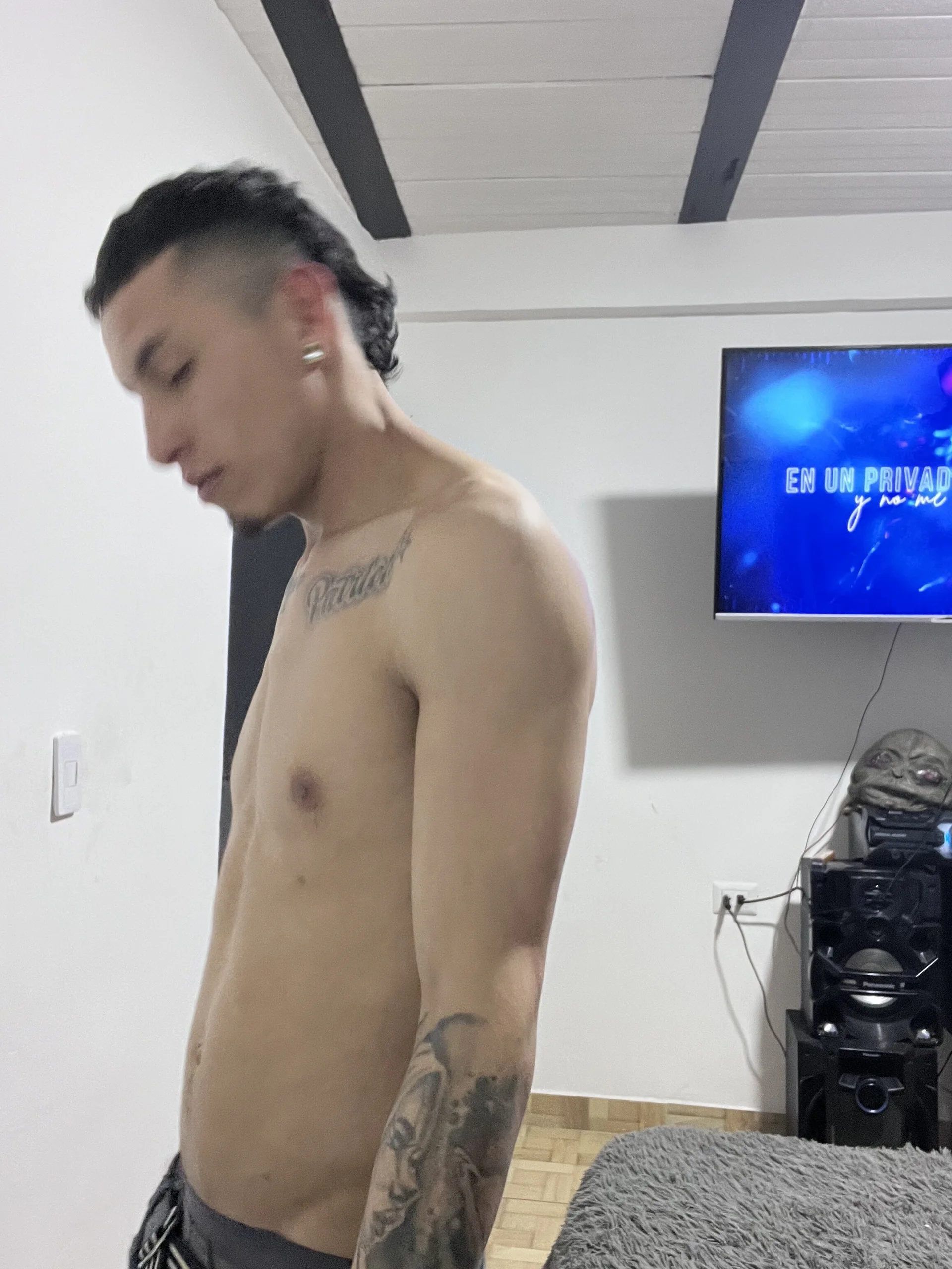 XXX Porn Photo of Nude ManSexyyHot 3