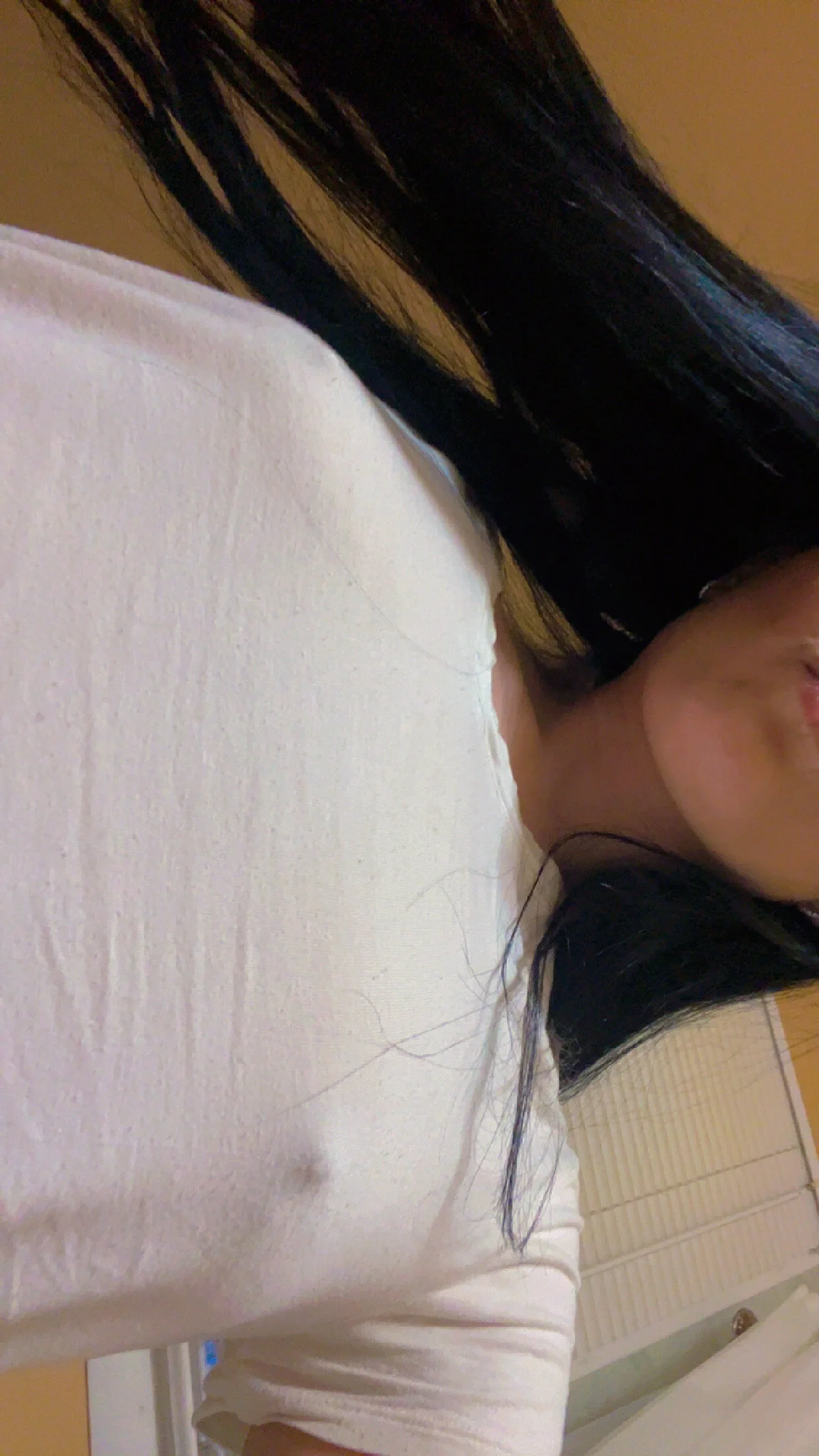 XXX Porn Photo of Nude smoothkissx 17