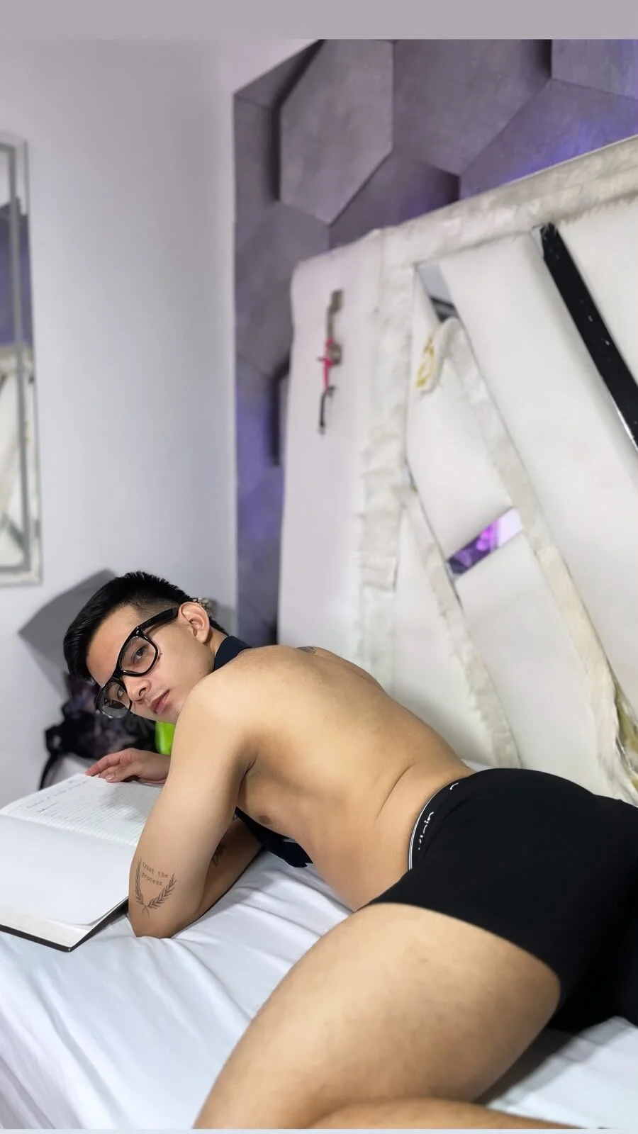XXX Porn Photo of Nude GoldenBoyM 49