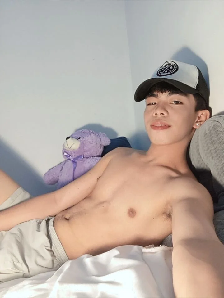 XXX Porn Photo of Nude hottasianboy 1