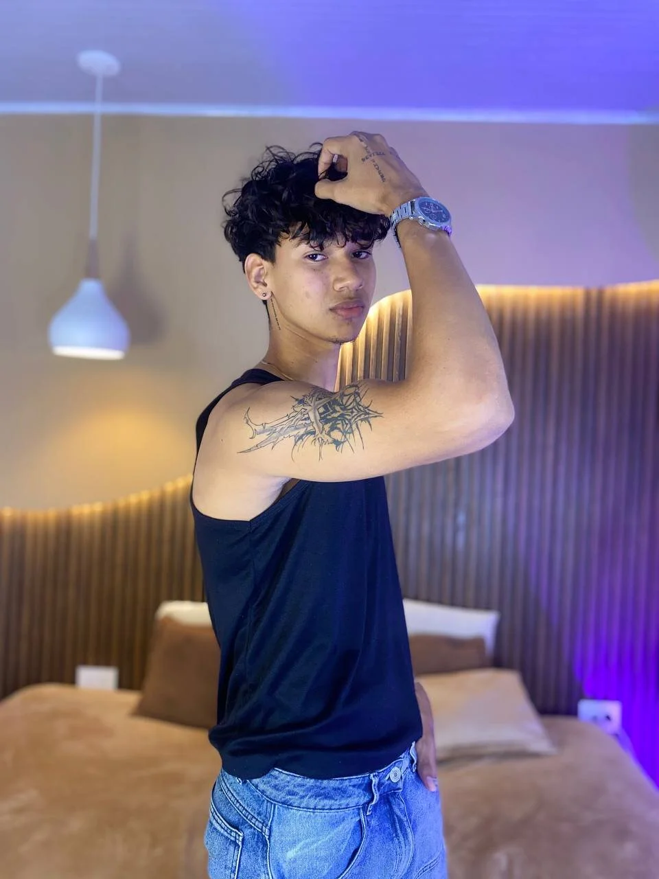 XXX Porn Photo of Nude Dominic_ghost 6