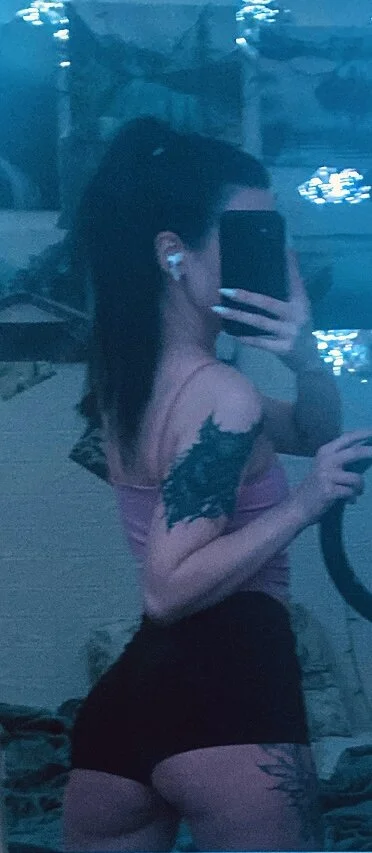 XXX Porn Photo of Nude Carolina_G0lden 10