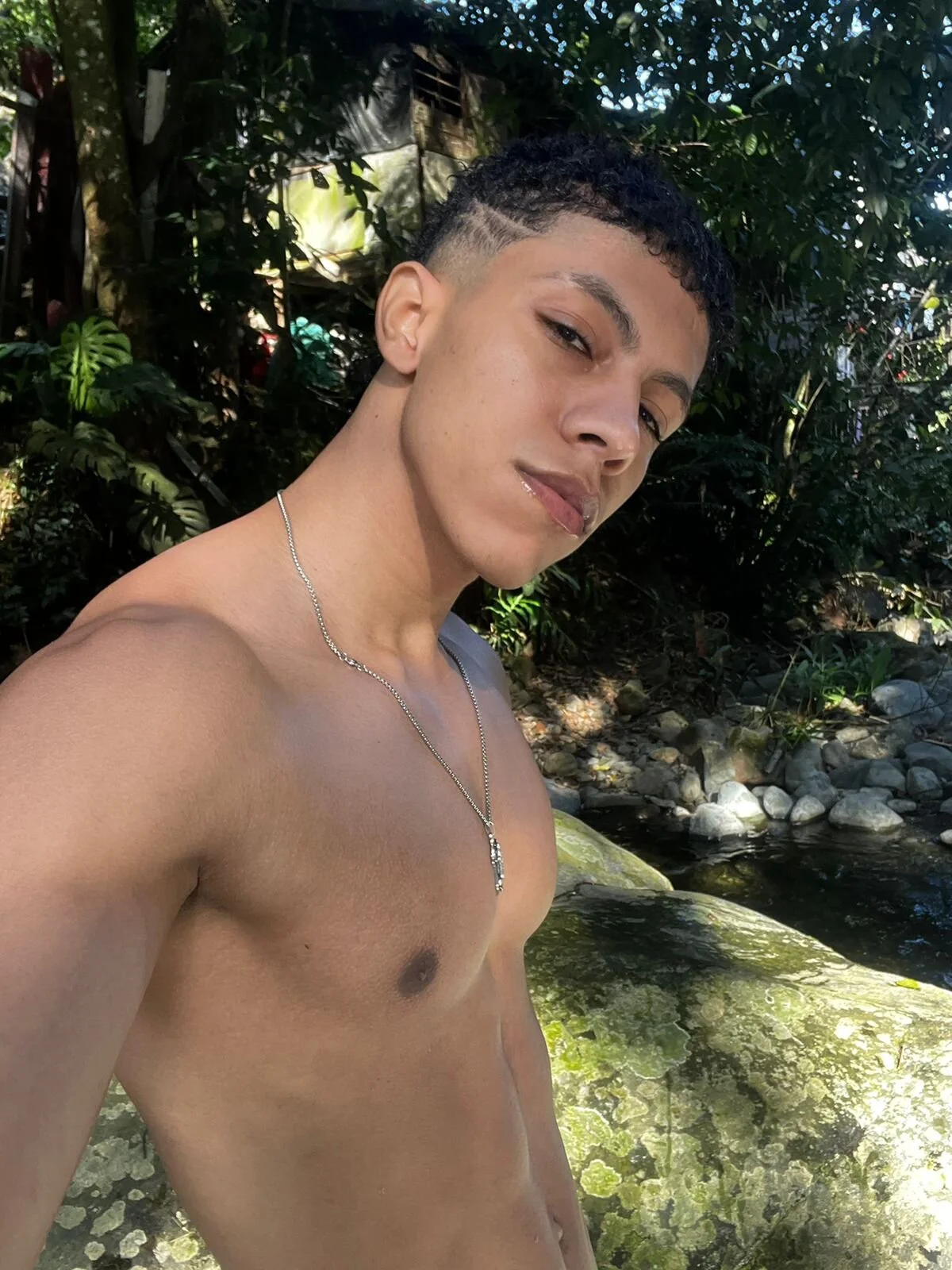 XXX Porn Photo of Nude RickyEbony 31