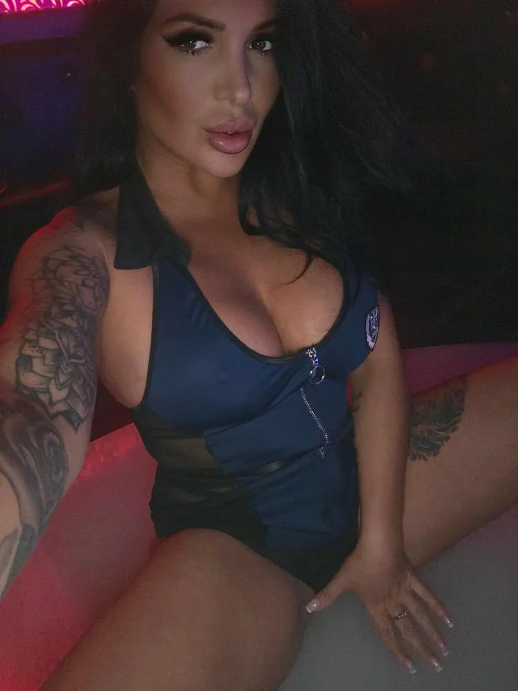 XXX Porn Photo of Nude Emily_B_X 8