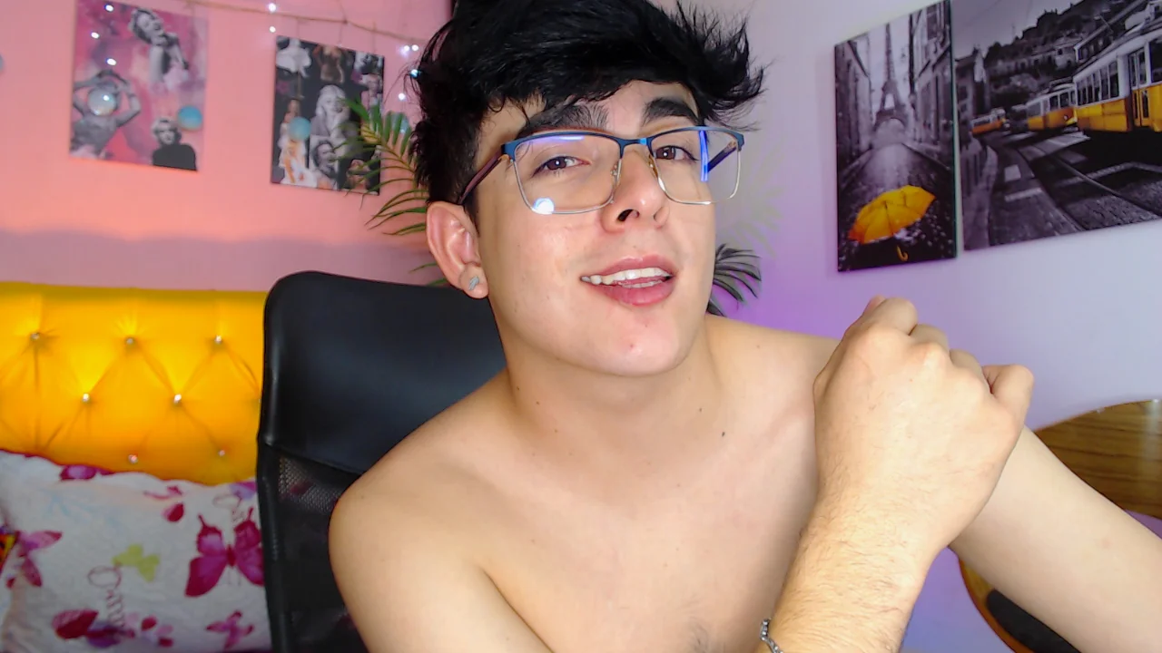 XXX Porn Photo of Nude nolan_twink1 53