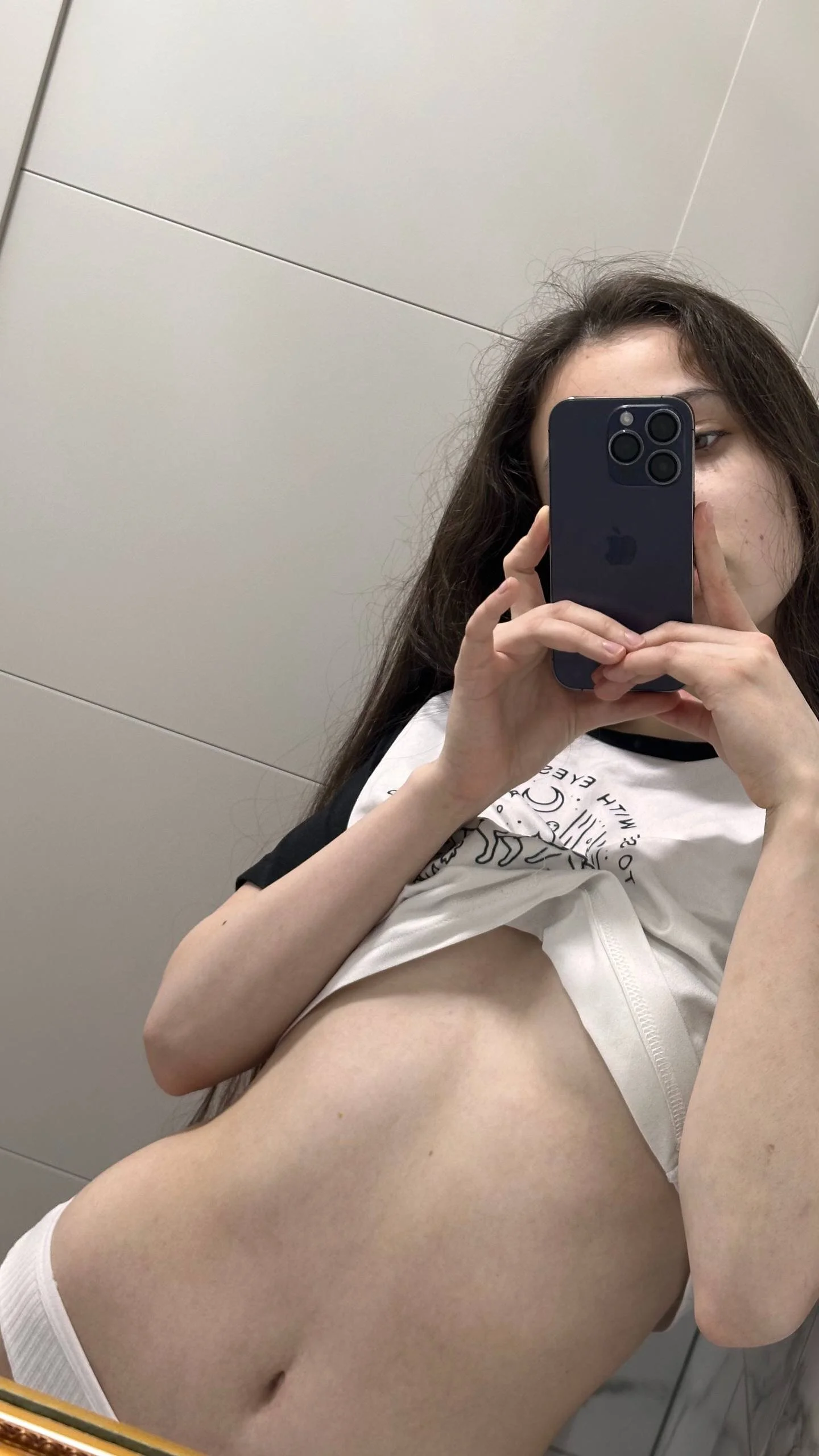 XXX Porn Photo of Nude IsauraHolleman 10