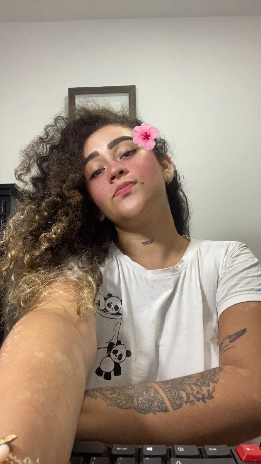 XXX Porn Photo of Nude loly_bigbooty4u 2