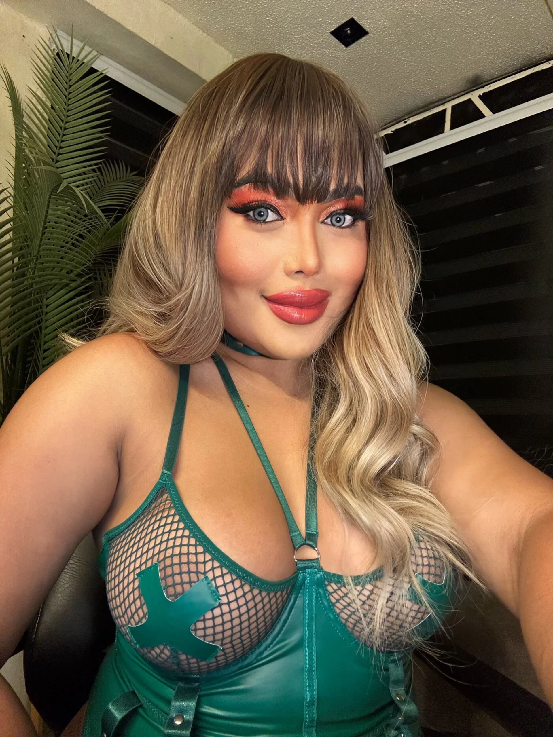 XXX Porn Photo of Nude XGoodnessGracious 1