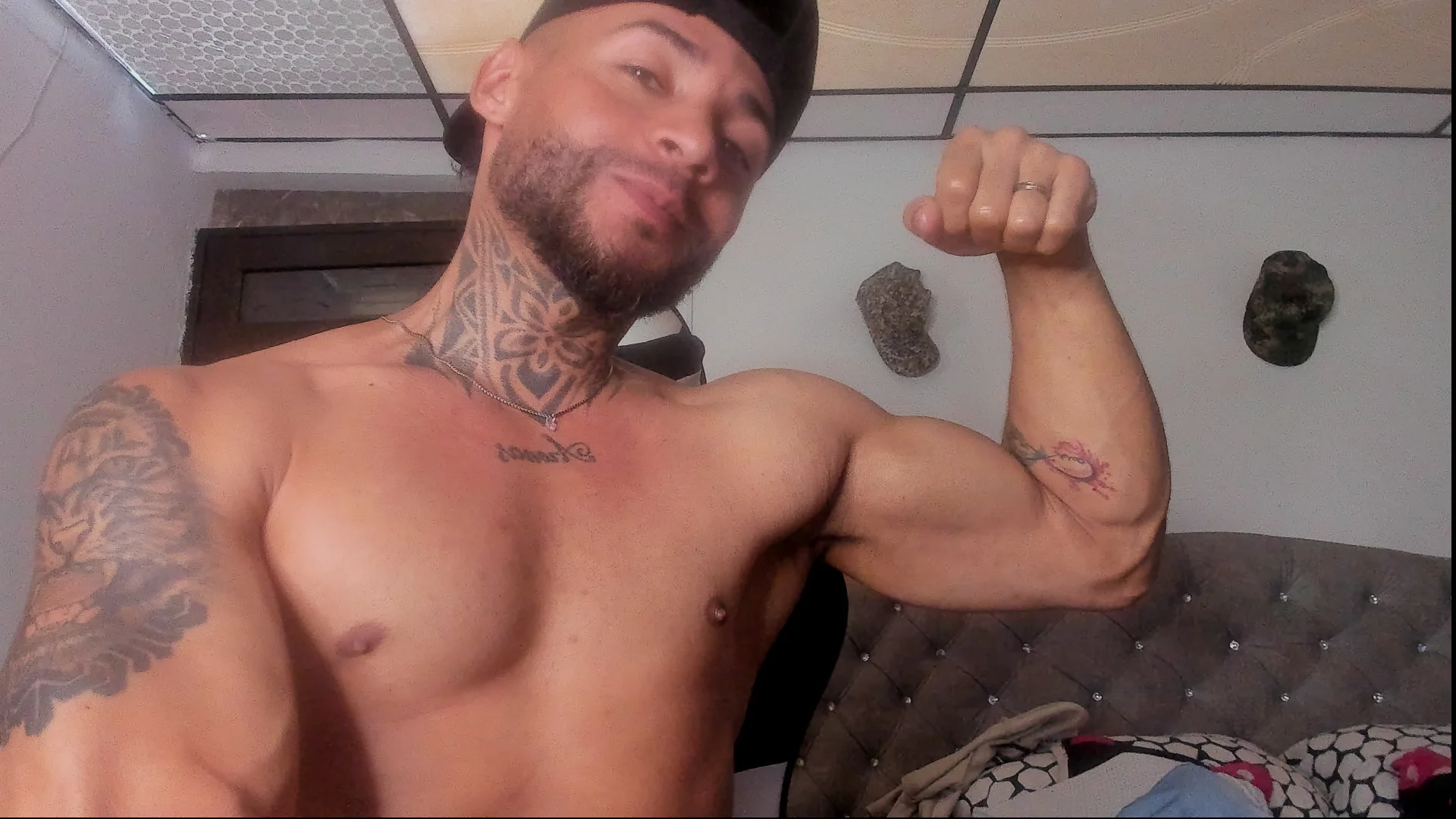 XXX Porn Photo of Nude gigohot 28