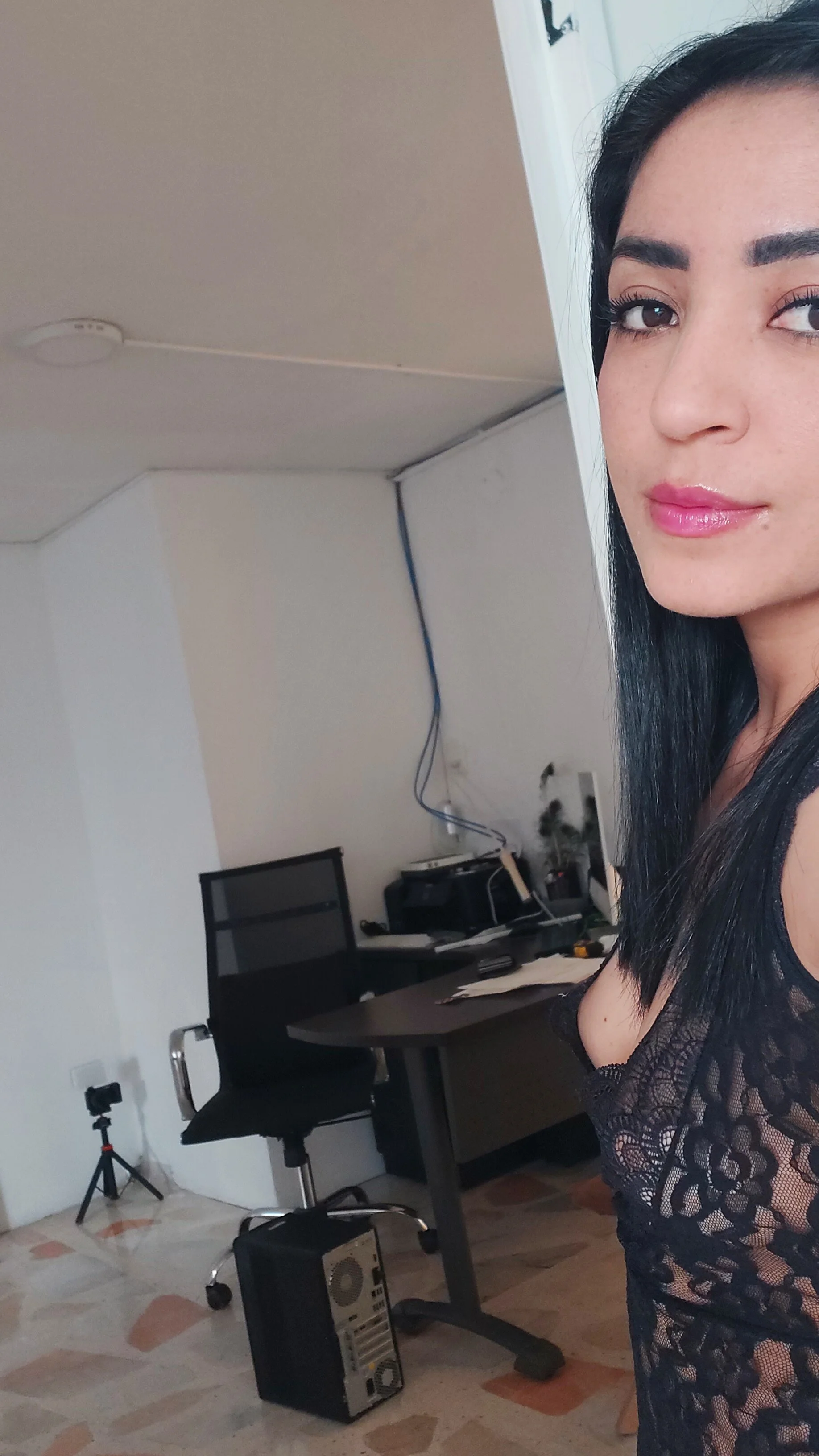 XXX Porn Photo of Nude alejalatinhot 19