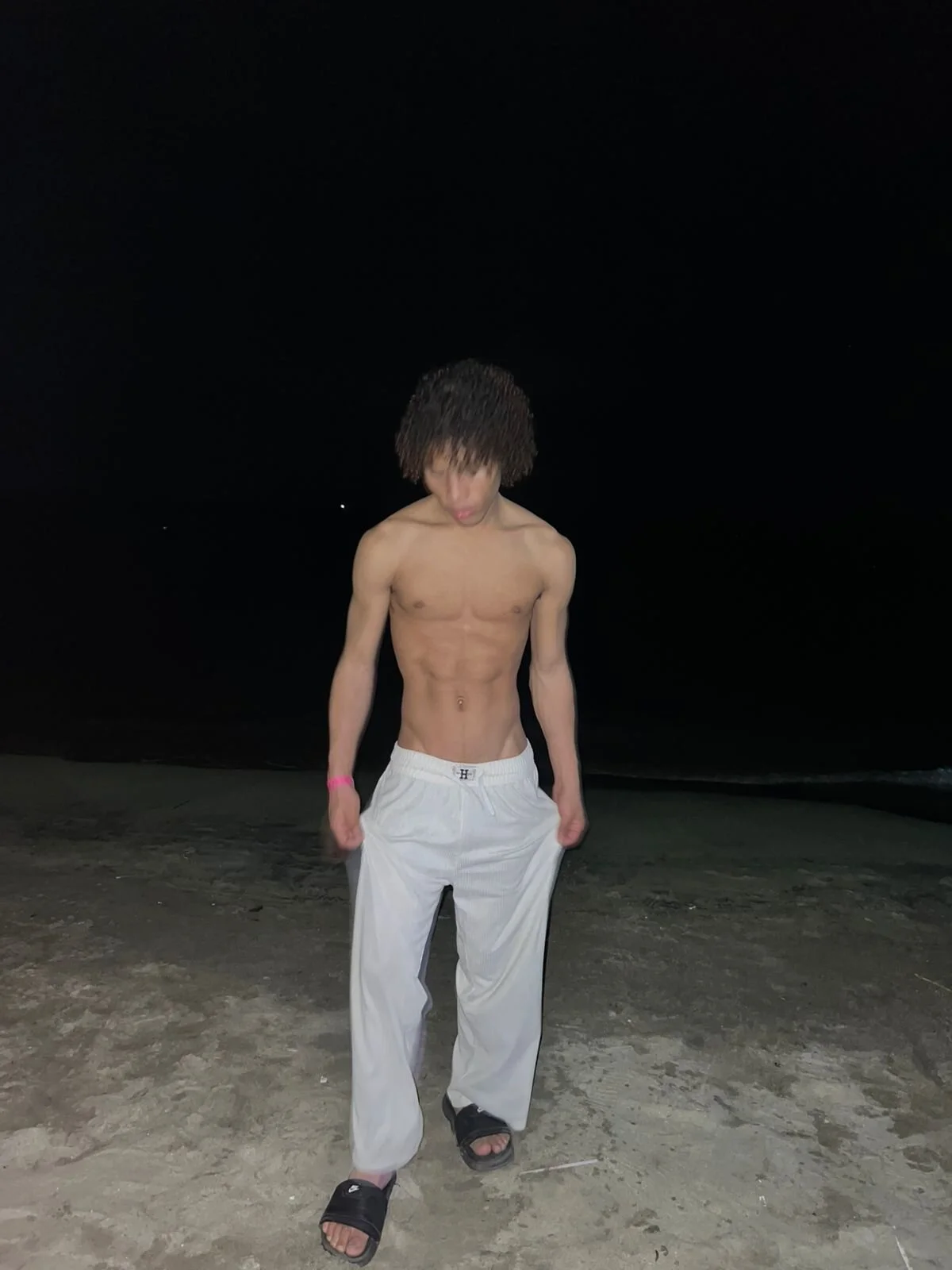 XXX Porn Photo of Nude kleo_helenos 1