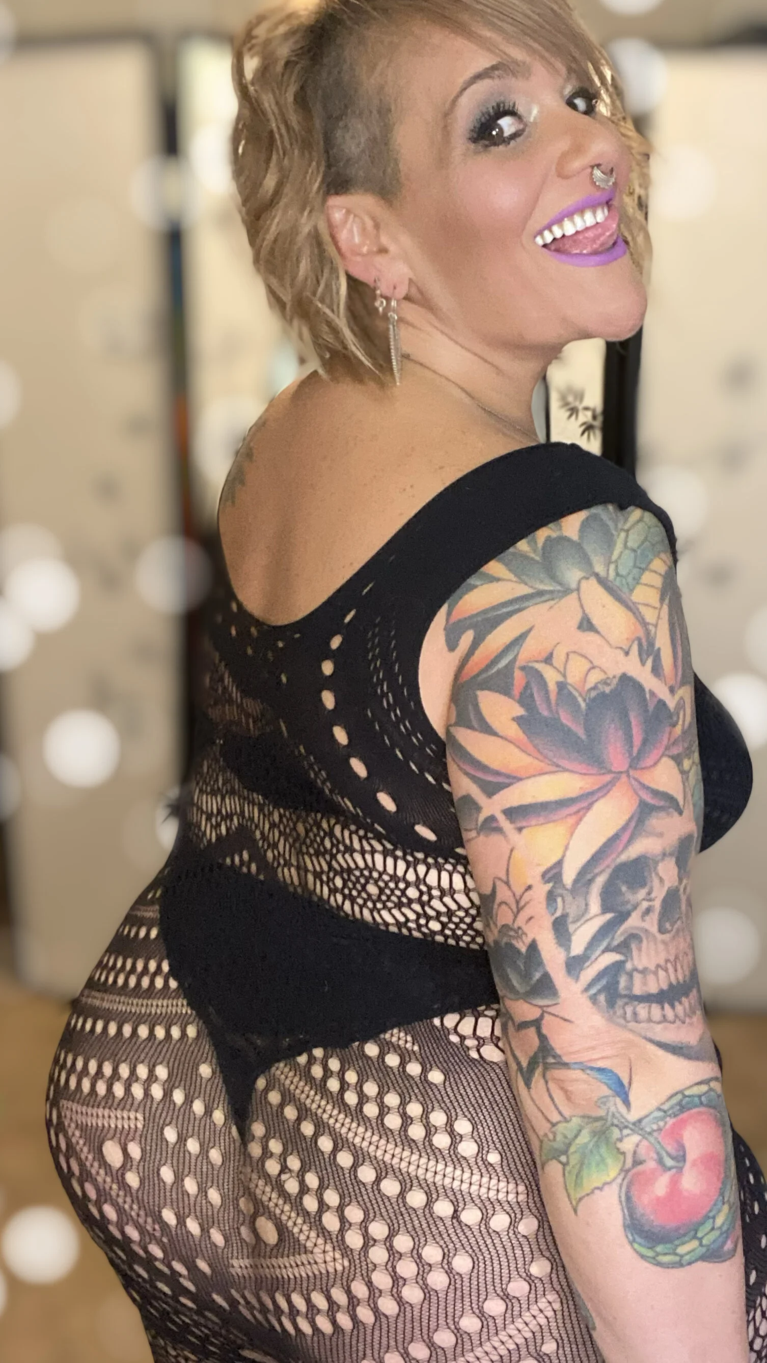 XXX Porn Photo of Nude Xoxobigbooty 10