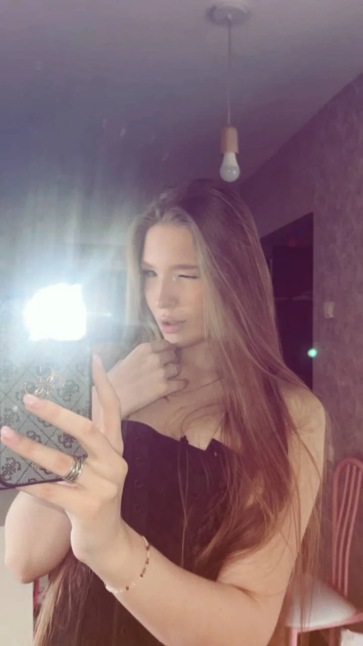 XXX Porn Photo of Nude BarbMontilla 13