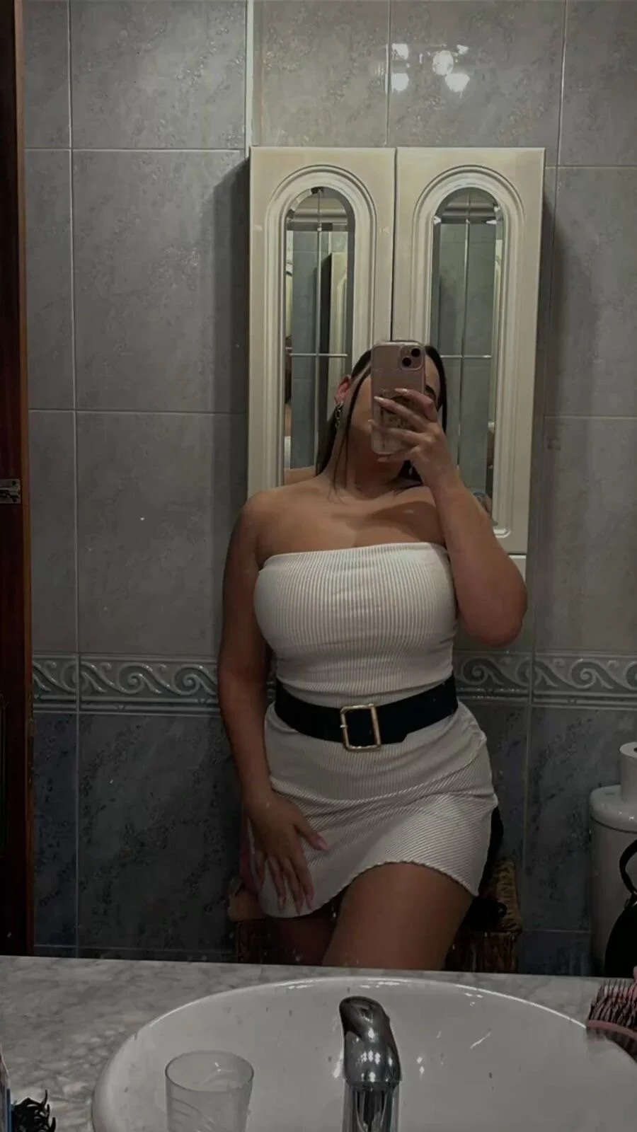 XXX Porn Photo of Nude diva_mra 7