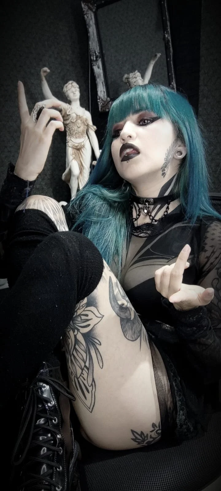 XXX Porn Photo of Nude DimmuandDarkness 1