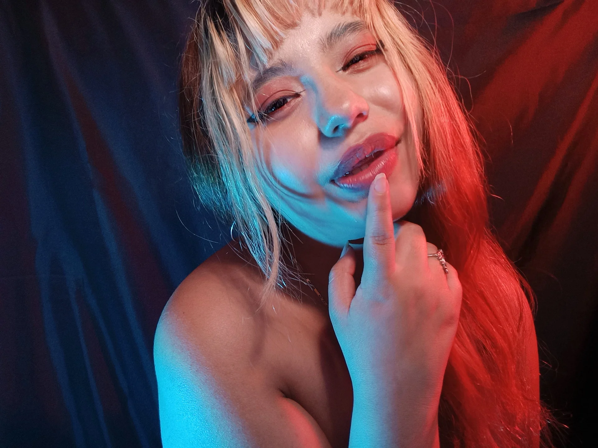 XXX Porn Photo of Nude BelleVivianne 4