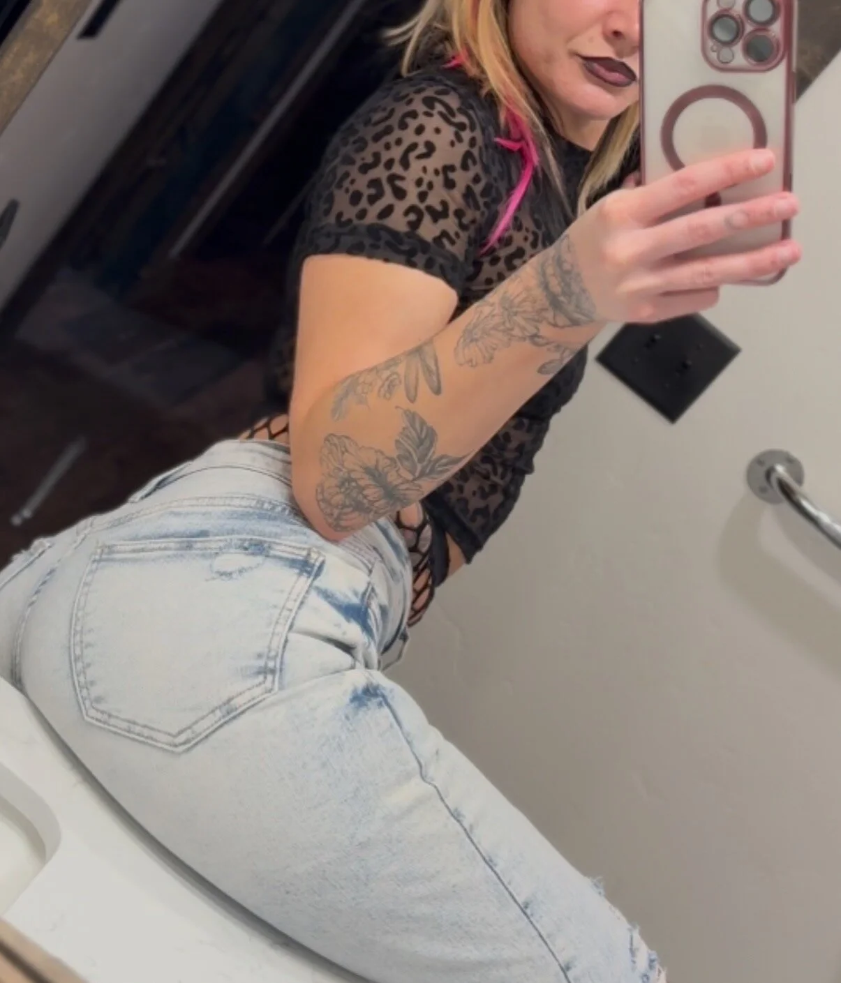 XXX Porn Photo of Nude DaniellaUnraveled 10