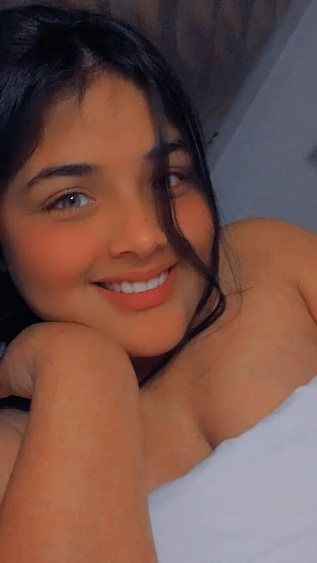 XXX Porn Photo of Nude elikarin 2