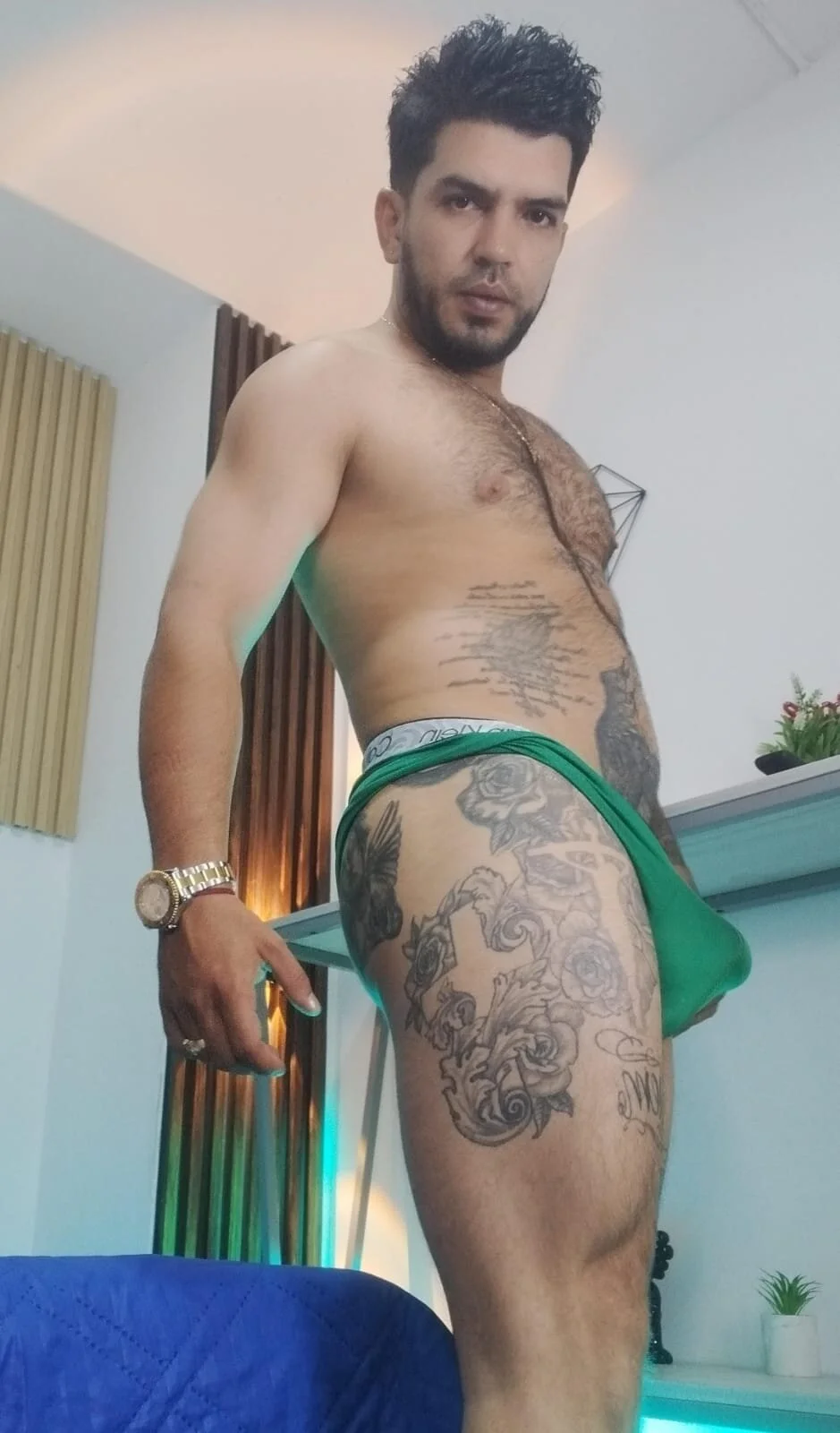 XXX Porn Photo of Nude Kyro_Blaze 11